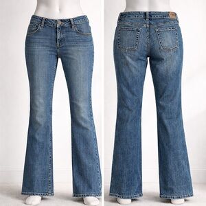 Levi Strauss Signature Low‎ Rise Bootcut Jeans Size 14 Medium Stretch